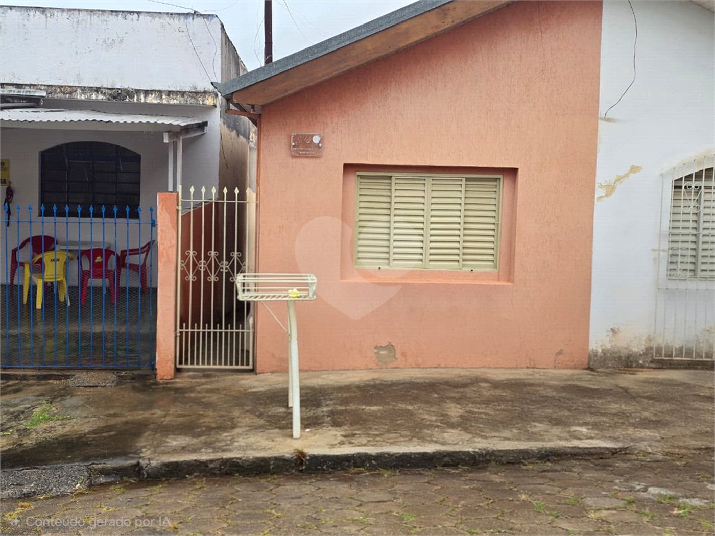 Casa à venda com 3 quartos em Jardim Itália, Itapetininga, SP