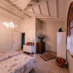 Casa à venda com 3 quartos, sendo 1 suíte, no condomínio Suíça da Cantareira, Mairiporã - SP