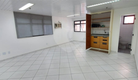 Sala à venda em Vila Guarani (z Sul), São Paulo, SP