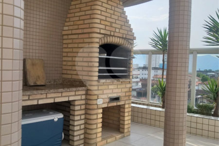Apartamento à venda com 2 suítes em Guilhermina, Praia Grande, SP