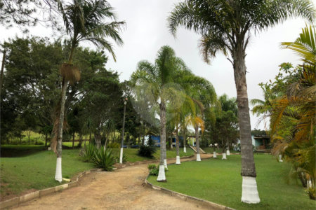 Sítio à venda com 8 quartos, sendo 2 suítes, em Biritiba Ussu, Mogi das Cruzes, SP
