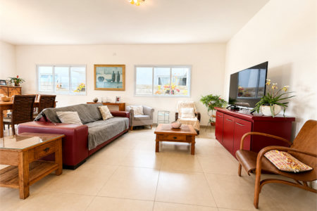 Casa à venda com 3 suítes no condomínio Via Castelli, Louveira - SP
