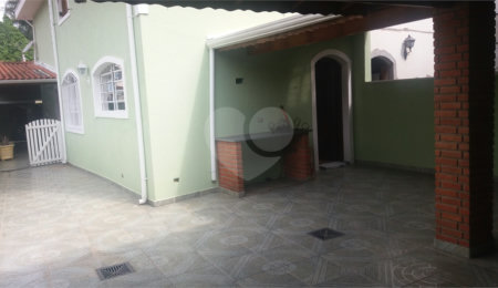 Sobrado à venda com 3 quartos, sendo 1 suíte, em Horto, São Paulo, SP