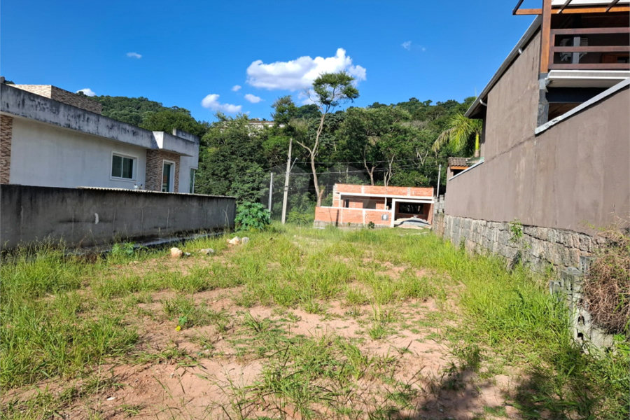 Terreno à venda no condomínio Itaguaçu da Cantareira, São Paulo - SP