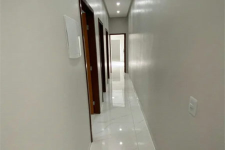 Casa à venda com 3 quartos, sendo 1 suíte,  em Jardim Iracema, Balsas, MA