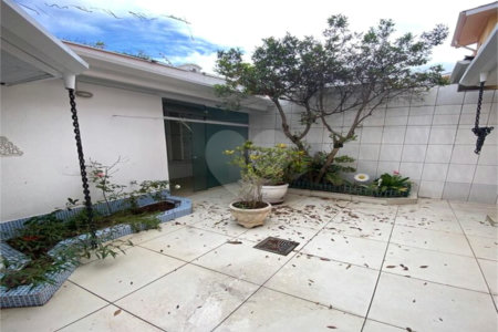 Casa à venda com 4 quartos, sendo 3 suítes, no condomínio Villas Nova Tatuapé I, São Paulo - SP
