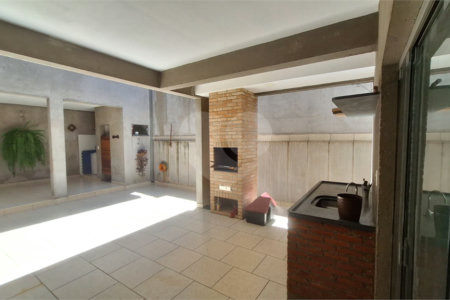 Casa à venda com 4 quartos, sendo 2 suítes, em Parque Esmeralda, Sorocaba, SP