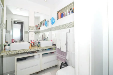 Apartamento à venda com 4 quartos, sendo 3 suítes, em Vila Romana, São Paulo, SP