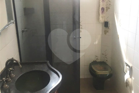 Casa Térrea à venda com 4 quartos, sendo 1 suíte,  em Vila Mazzei, São Paulo, SP