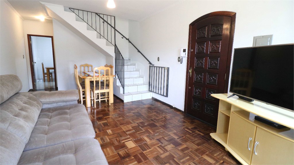 Sobrado à venda com 3 quartos, sendo 1 suíte, em Tremembé, São Paulo, SP