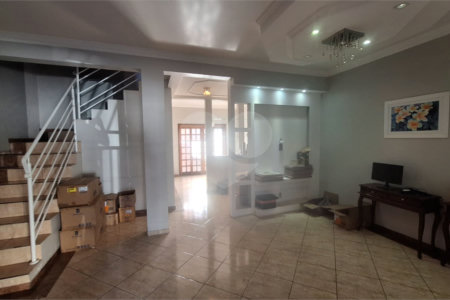 Casa à venda com 3 quartos, sendo 1 suíte, em Jardim Itanguá, Sorocaba, SP