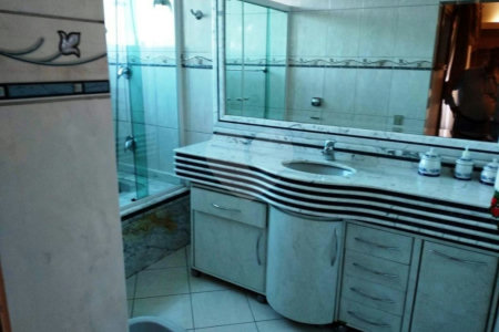 Sobrado à venda com 4 suítes em Chácara Monte Alegre, São Paulo, SP