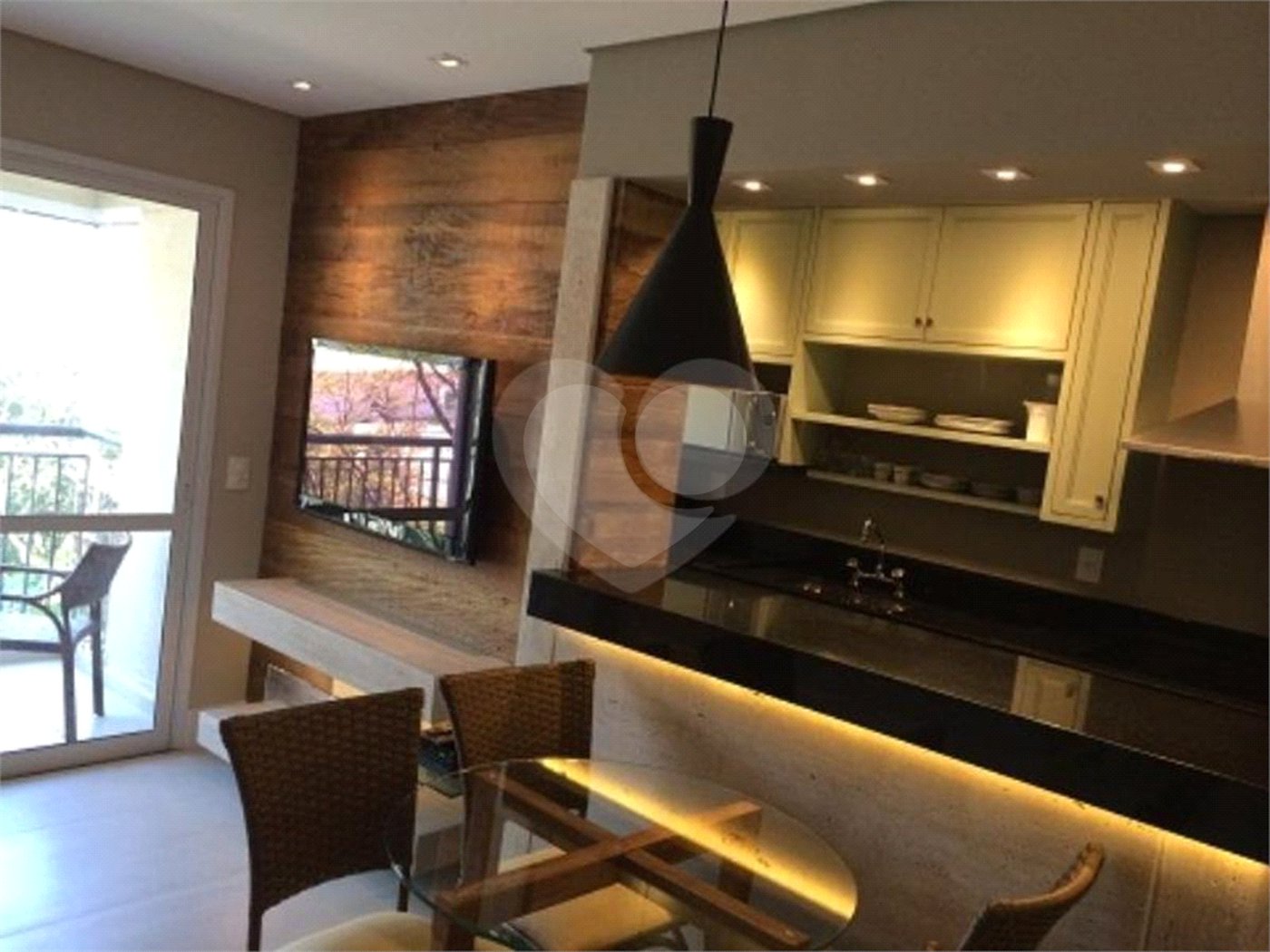 Apartamento à venda com 1 suíte em Jardim Leonor, São Paulo, SP
