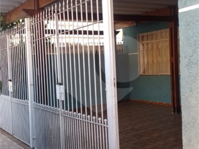 Casa à venda com 3 quartos em Horto Florestal, São Paulo, SP