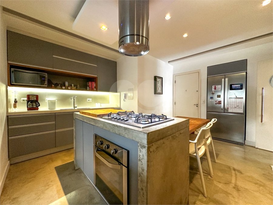 Apartamento à venda com 3 quartos, sendo 1 suíte, em Vila Sofia, São Paulo, SP
