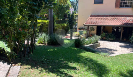 Sobrado à venda com 3 quartos em Jardim Petrópolis, São Paulo, SP