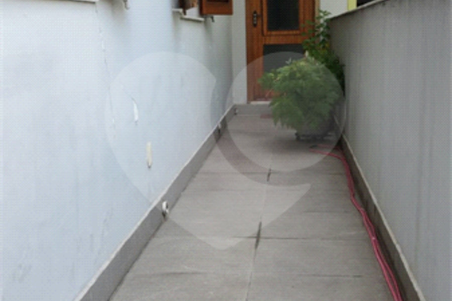 Casa Térrea à venda com 3 quartos, sendo 2 suítes, em Horto, São Paulo, SP