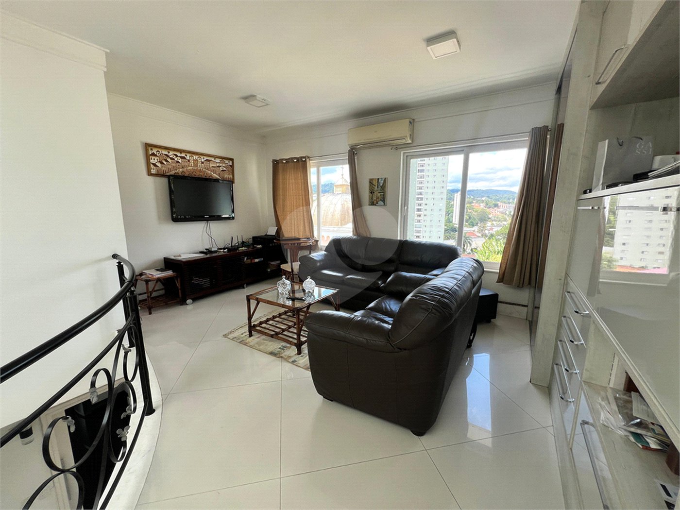 Casa à venda com 3 suítes no condomínio Quinta de Santo Antônio, São Paulo - SP
