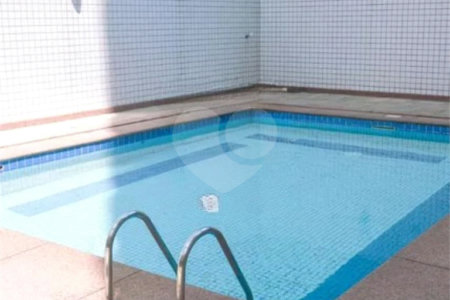 Apartamento à venda com 3 quartos, sendo 1 suíte, em Vila Gomes Cardim, São Paulo, SP