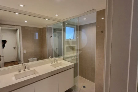 Apartamento à venda com 3 suítes em Santa Teresinha, São Paulo, SP