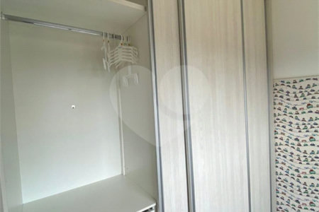 Apartamento à venda com 3 quartos, sendo 1 suíte,  em Vila Santana, Araraquara, SP