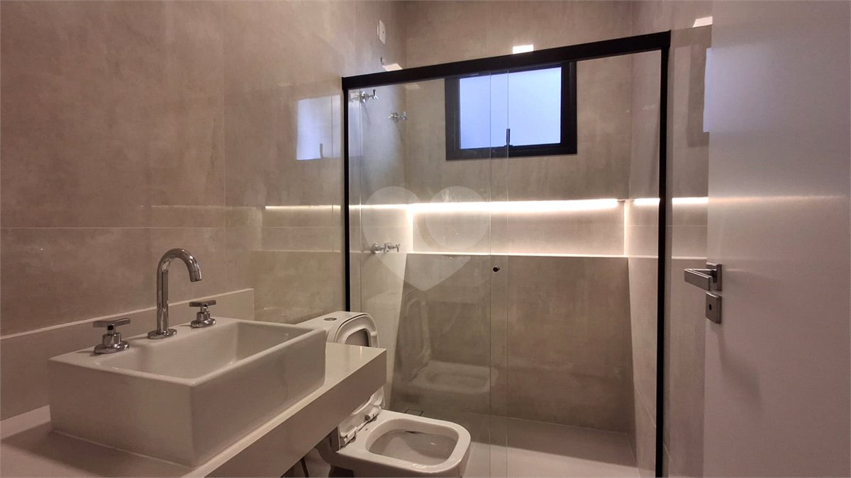 Casa à venda com 3 quartos, sendo 1 suíte, no condomínio Jardim Residencial Villagio Ipanema I, Sorocaba - SP