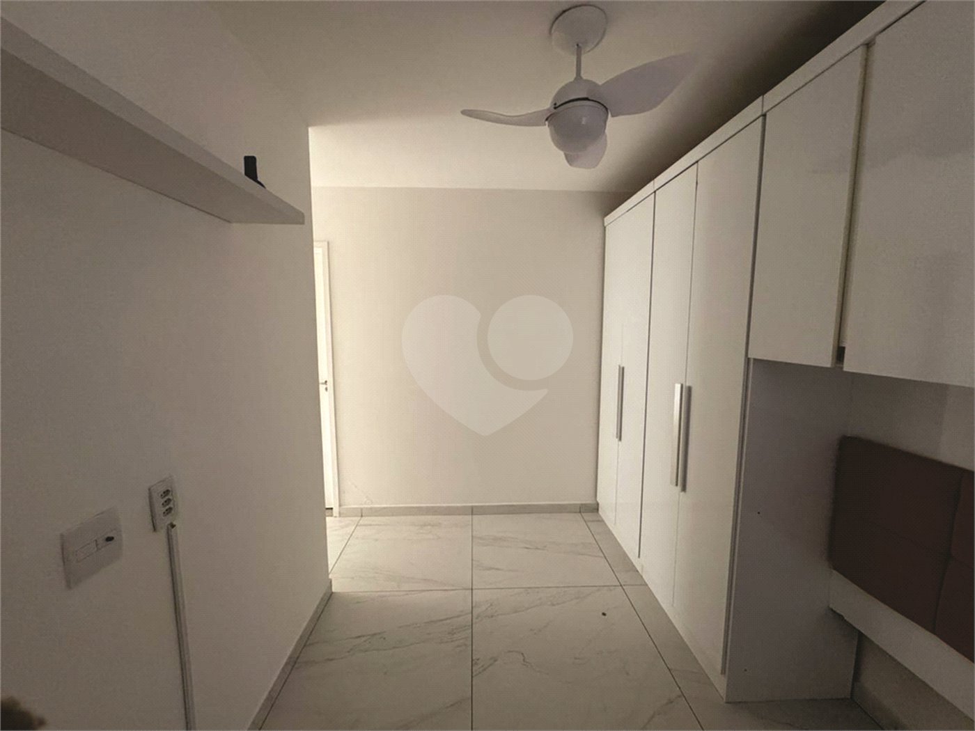 Apartamento à venda com 2 quartos, sendo 1 suíte, em Vila Marina, São Paulo, SP