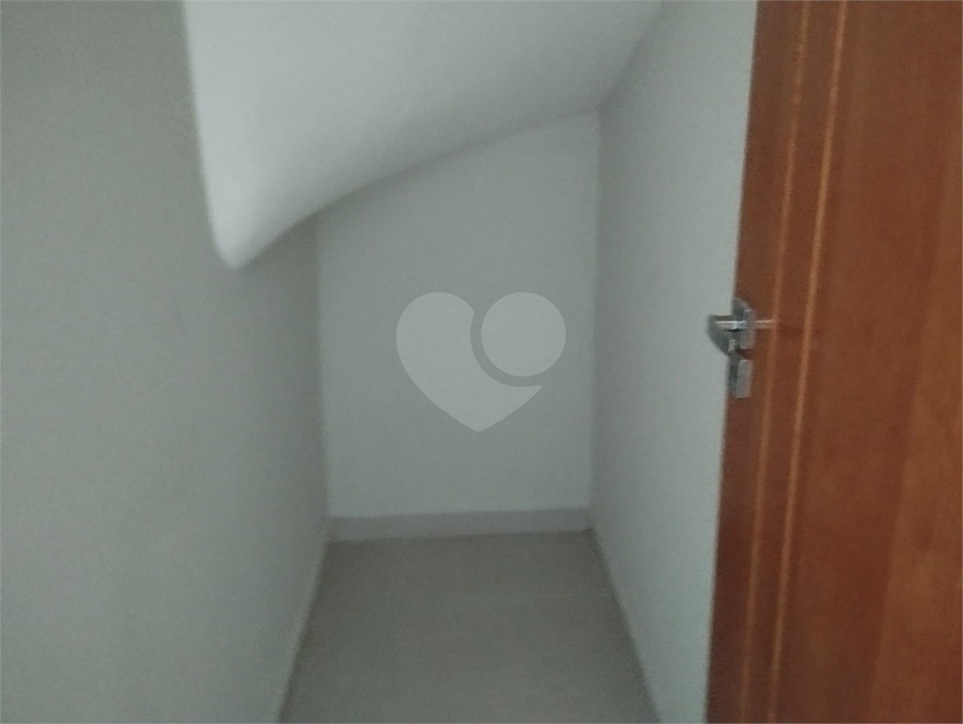 Sobrado à venda com 3 quartos, sendo 1 suíte, em Vila Mazzei, São Paulo, SP