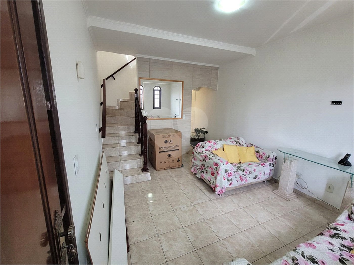 Sobrado à venda com 3 quartos, sendo 1 suíte, em Vila dos Remédios, São Paulo, SP