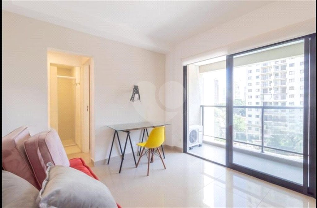 Apartamento à venda ou para alugar com 1 suíte em Vila Olímpia, São Paulo, SP