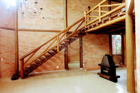 Casa à venda com 4 suítes no condomínio Estância Marambaia, Vinhedo - SP