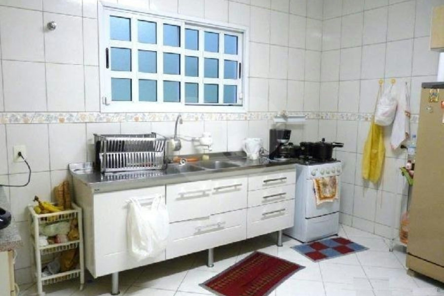 Sobrado à venda com 3 quartos, sendo 1 suíte, em Parque Continental II, Guarulhos, SP