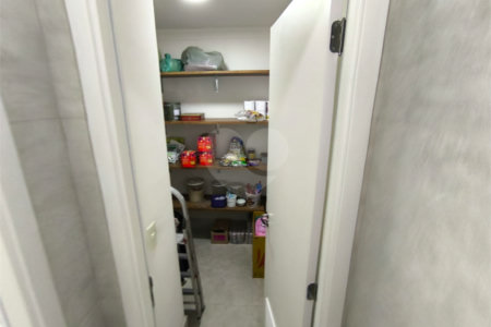 Apartamento à venda com 3 quartos, sendo 1 suíte, em Jardim Vazani, São Paulo, SP
