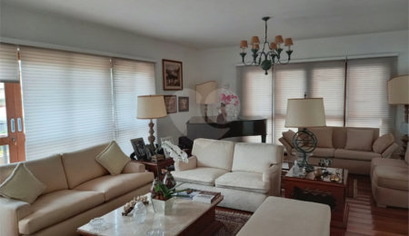 Casa à venda com 5 quartos, sendo 4 suítes,  em Santana, São Paulo, SP