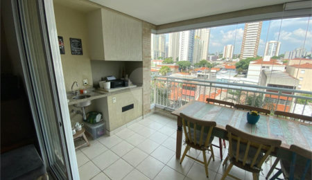 Apartamento à venda com 3 suítes em Lapa, São Paulo, SP
