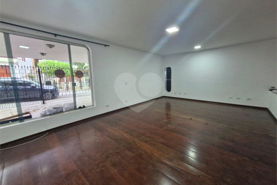 Casa à venda com 3 quartos, sendo 2 suítes, em Jardim Franca, São Paulo, SP