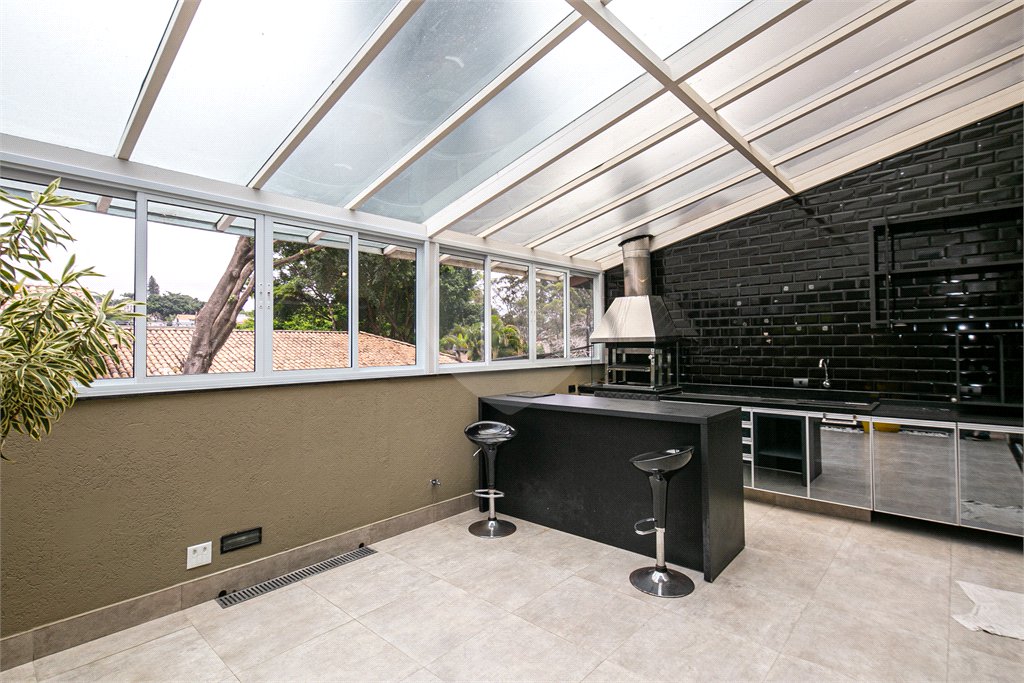 Casa à venda com 3 quartos, sendo 1 suíte, em Campo Belo, São Paulo, SP