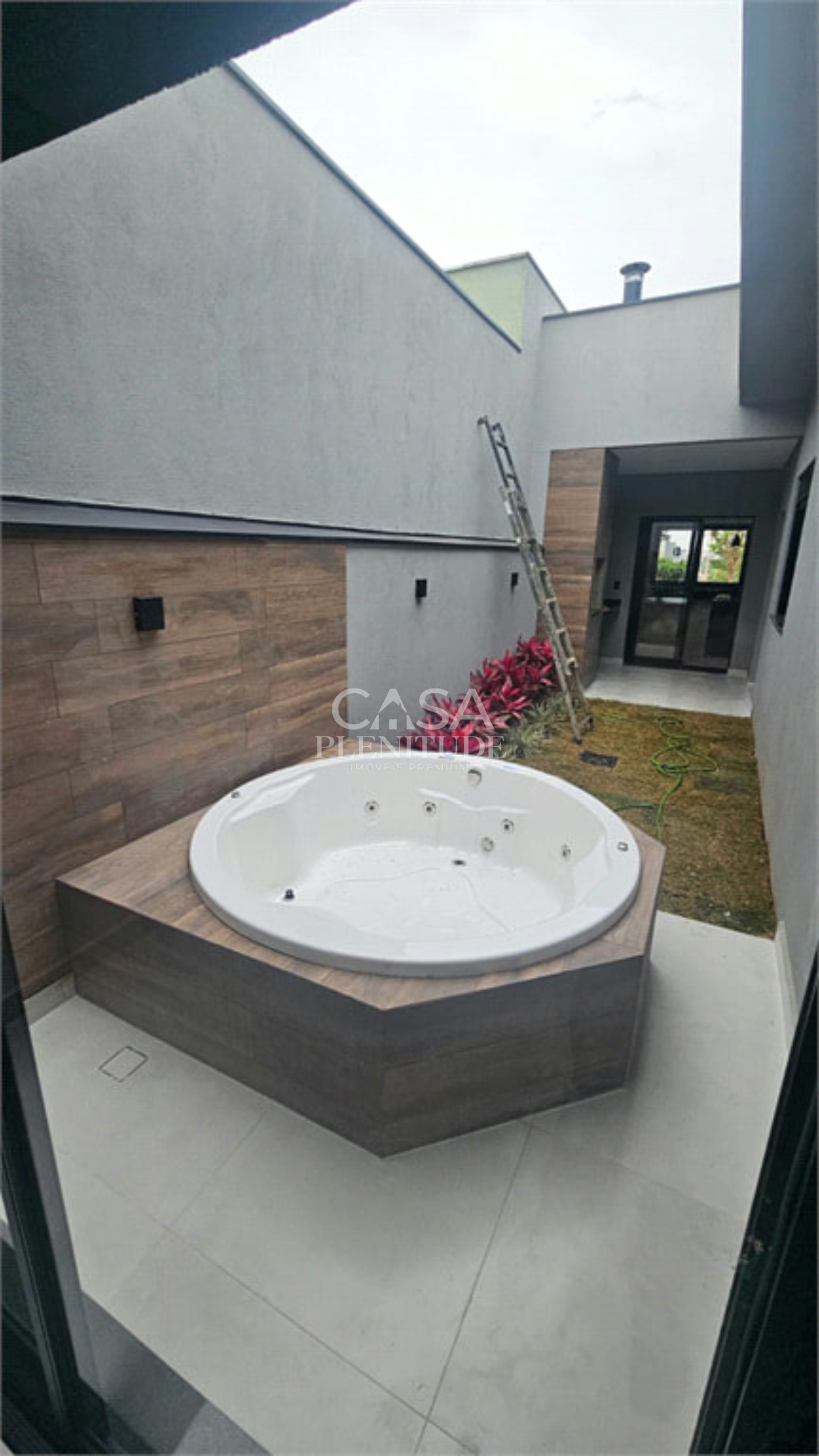 Casa em condomínio à venda com 3 quartos, sendo 1 suíte, em Jardim Residencial Jardim, Sorocaba, SP