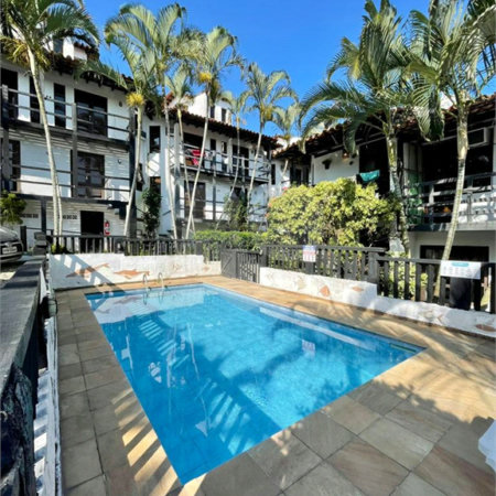 Casa à venda com 2 quartos, sendo 1 suíte, em Geribá, Armação dos Búzios, RJ