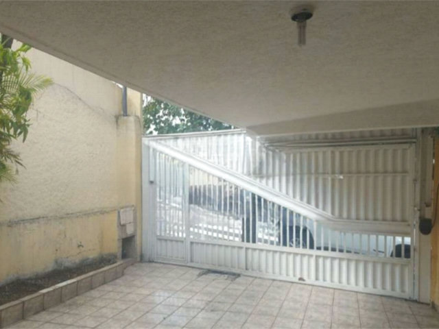 Sobrado à venda com 3 quartos, sendo 1 suíte,  em Parque Edu Chaves, São Paulo, SP
