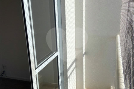 Apartamento à venda com 2 quartos, sendo 1 suíte, em Jardim Itamarati, Poá, SP