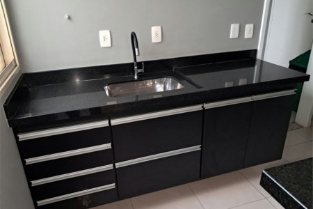 Apartamento Residencial à venda, Gonzaga, Santos - AP0761.