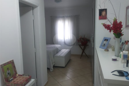 Chácara à venda com 3 quartos em Chácara Alvorada, Indaiatuba, SP