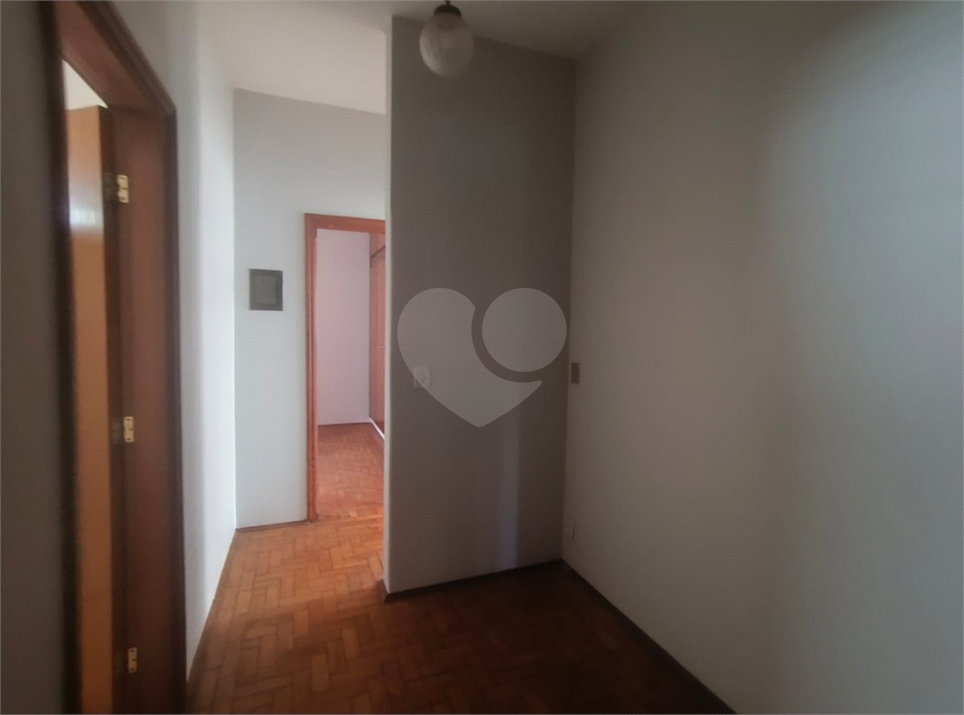 Casa à venda com 3 quartos, sendo 1 suíte, em Vila Santana, Araraquara, SP