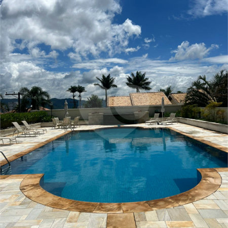 Apartamento à venda com 4 quartos, sendo 2 suítes,  em Vila Oliveira, Mogi das Cruzes, SP