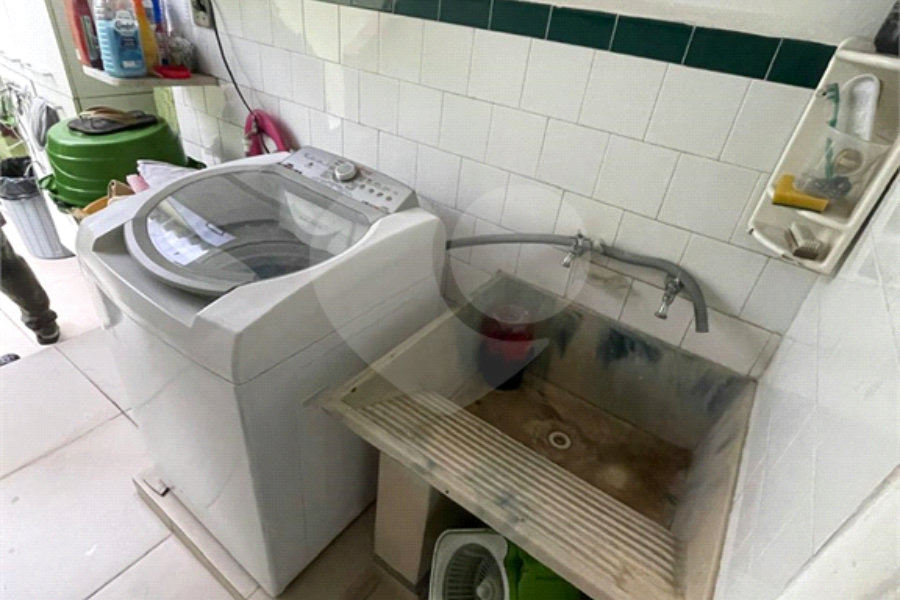Sobrado à venda com 5 quartos, sendo 1 suíte,  em Vila Gustavo, São Paulo, SP
