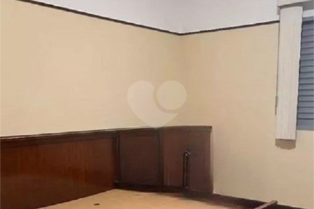 Sobrado à venda com 4 quartos, sendo 1 suíte,  em Alto da Lapa, São Paulo, SP
