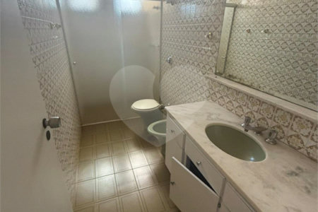 Apartamento à venda com 3 quartos, sendo 1 suíte, no Centro, Ribeirão Preto, SP