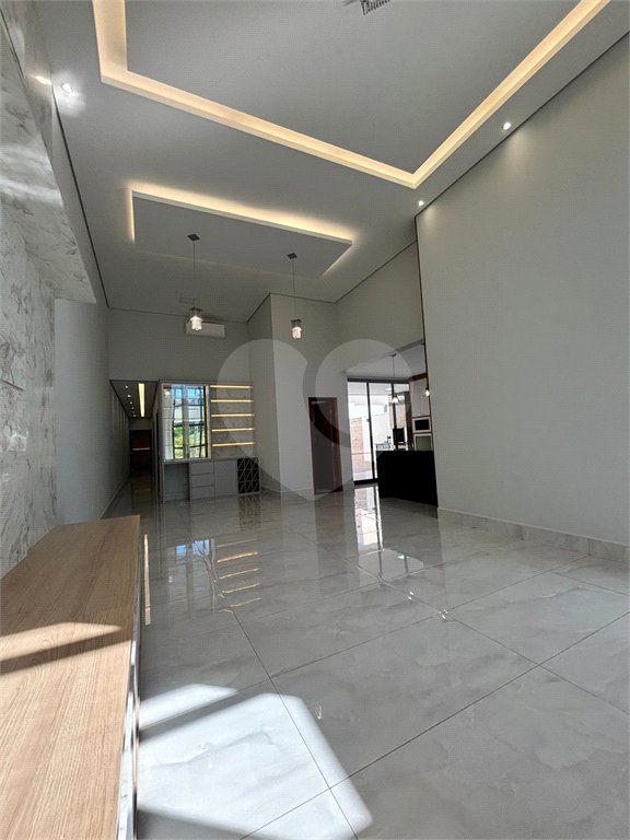 Casa à venda ou para alugar com 3 suítes no condomínio Residencial Milano, Indaiatuba - SP