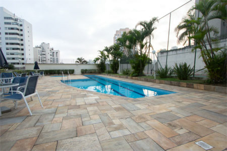 Apartamento à venda com 3 suítes em Vila Andrade, São Paulo, SP